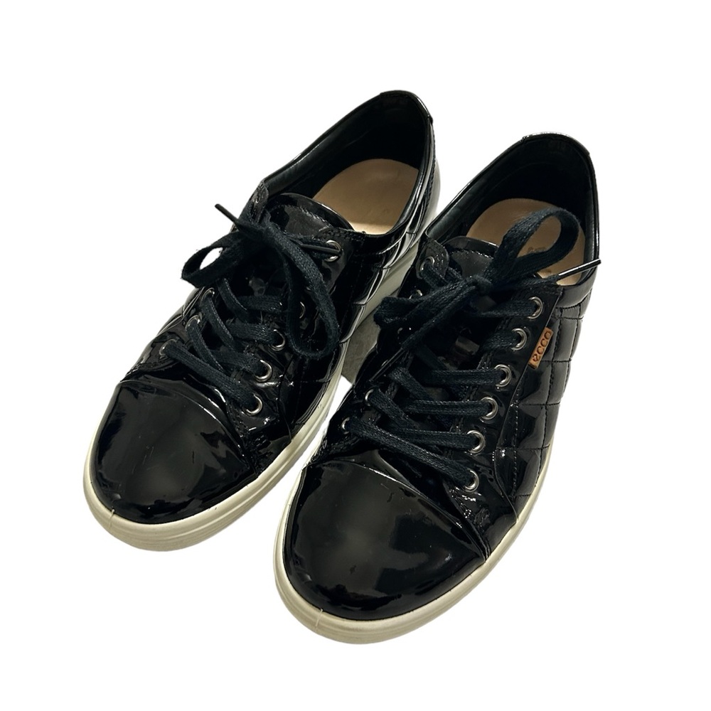 ECCO black patent leather sneaker size 9